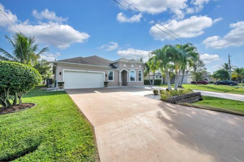 1230 Ermine Ave, Fort Pierce, FL 34953-5006