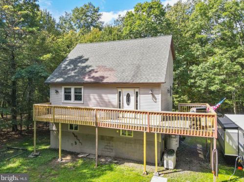 330 Cold Spring Dr, Jim Thorpe, PA 18229-2724