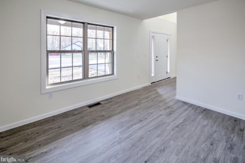 111 Mourning Dove Ln, Dover DE  19901-9322 exterior