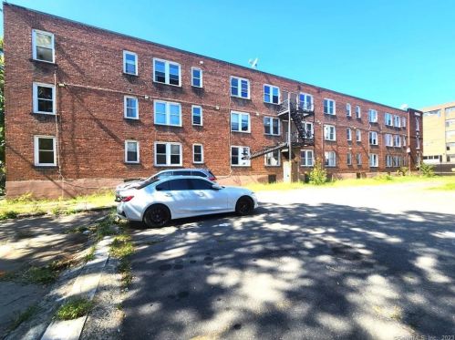 911 Asylum Ave, Hartford CT  06105-1928 exterior
