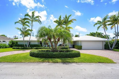 1151 Emerald Ln, West Palm Beach, FL 33404-2718