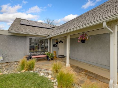3975 Hemway Ct, Simi Valley, CA 93063-2847