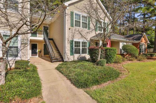 205 Ridgelake Dr, Peachtree City, GA 30269-1457