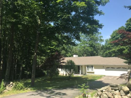 11 Marshepaug Rd, Goshen, CT 06756-2115
