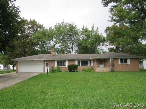301 Oak St, Deshler, OH 43516-1252