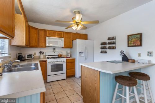 65 Woodland Dr, Shrewsbury PA  17361-1233 exterior