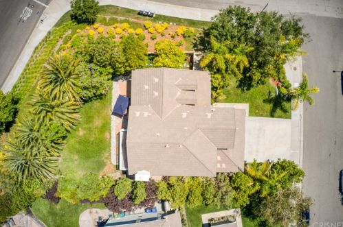 26445 Misty Ridge Pl, Santa Clarita, CA 91387-6312