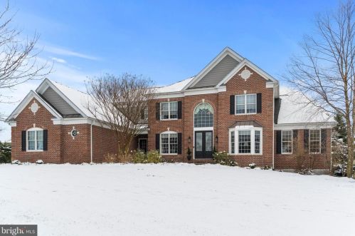 313 Steller Dr, Bear, DE 19701-4917