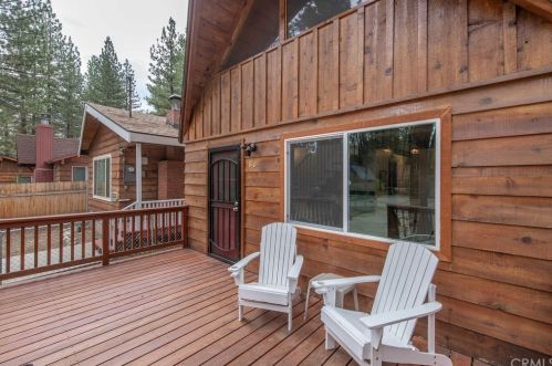 818 Rainbow Blvd, Big Bear City CA  92314-9654 exterior