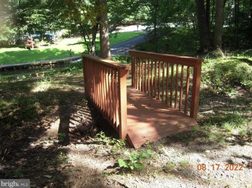 123 Indian Hills Rd, Locust Grove VA  22508-5214 exterior