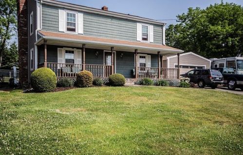 192 Sheraton Ave, Fall River, MA 02725-1149