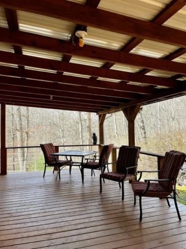 24480 Bushby Rd, Laurelville OH  43152-9712 exterior