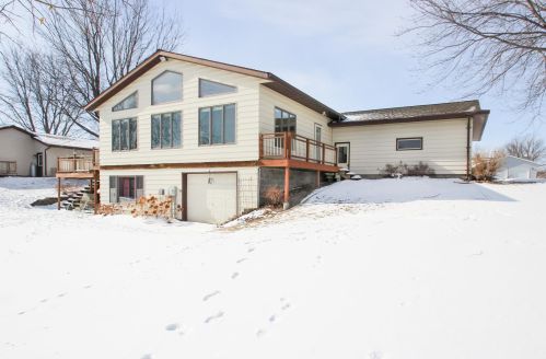 20 Anjo Dr, Sauk Centre, MN 56378-1671