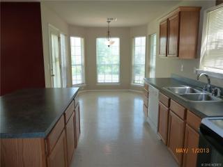 11435 108th East Pl, Bixby OK  74008-2874 exterior