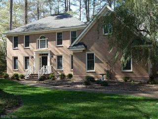 909 Marlbank Dr, Yorktown, VA 23692-4355