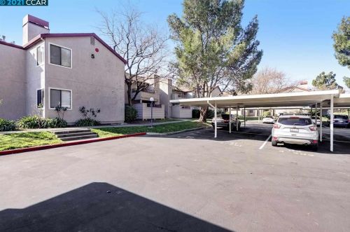 5 Lancaster Cir, West Pittsburg, CA 94565-6656
