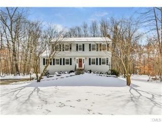 135 Church St, Upper Stepney CT  06468-1818 exterior