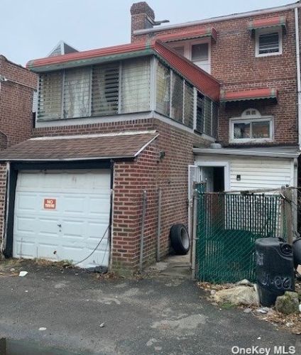120-23 143rd St, Jamaica, NY 11436-2505