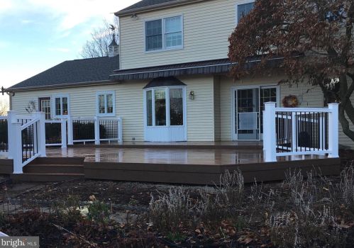 1209 Knollbrook Dr, Lansdale PA 19446-5117 exterior