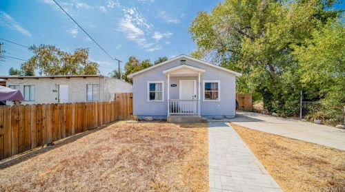 1632 Harris St, San Bernardino CA  92411-1933 exterior