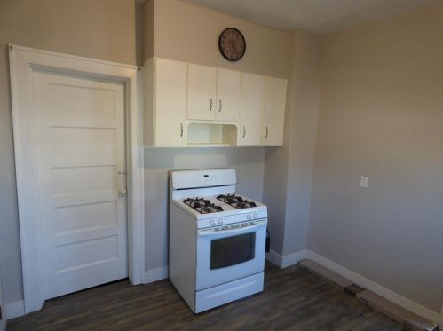 206 Meridian St, Mishawaka IN  46544-1673 exterior