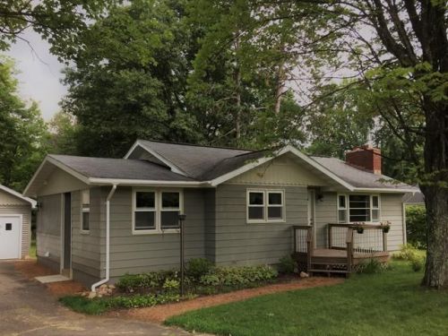 1860 River St, Woodboro, WI 54501-2454
