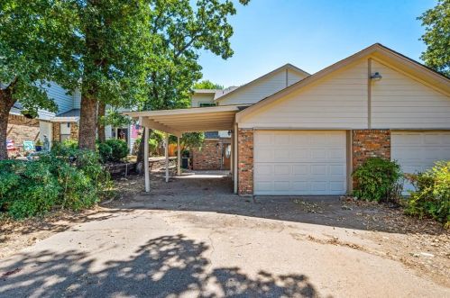 1441 Palmnold Cir, Fort Worth, TX 76120-4705