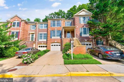 7559 Westmore Dr, Springfield VA  22150-4271 exterior
