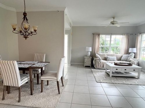 1033 Egrets Walk Cir, Naples, FL 34108-2427