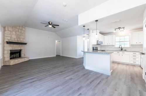4010 Dove Valley Dr, Georgetown TX  78626-9502 exterior