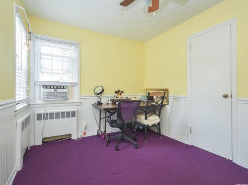 75 Willow St, Floral Park NY  11001-3401 exterior