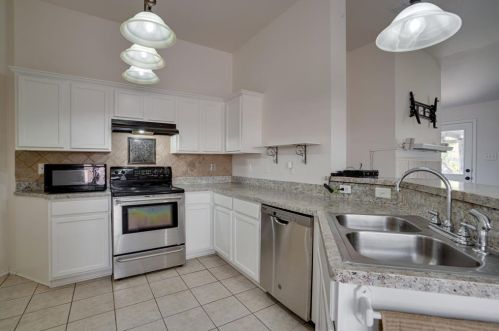 2012 Falls Creek Dr, Oak Point, TX 75068-5883