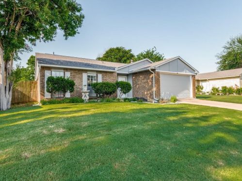 4112 Shagbark St, Fort Worth, TX 76137-1432