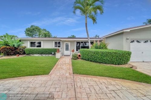 1620 110th Ter, Hollywood, FL 33026-2723
