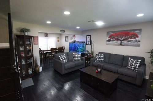 932 Yorktown Ave, Montebello, CA 90640-2555