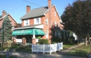 1349 Manor St, Kinderhook, PA 17512-1924