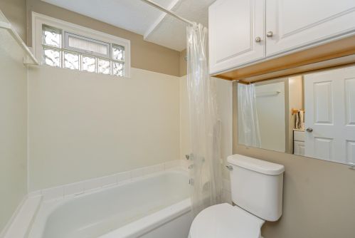 2223 Genevieve Ln, Covington KY  41011-4009 exterior