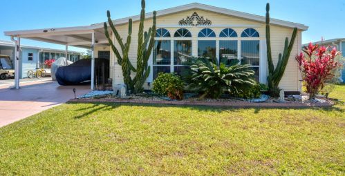 8532 Marlberry Ct, Fort Pierce, FL 34952-3372