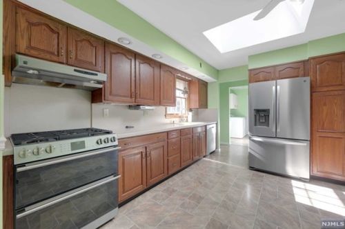 1 Prince Rd, Parsippany NJ  07054-4822 exterior