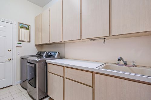 100 Hampton Dr, Jupiter FL  33458-8101 exterior