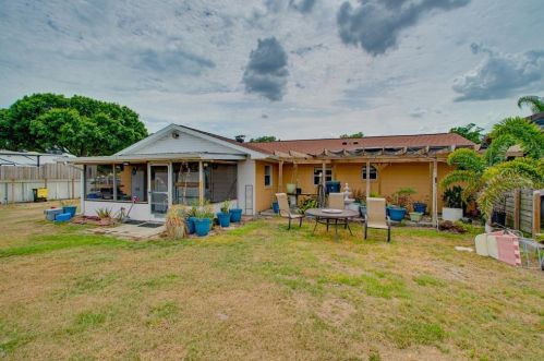 1706 Valencia Blvd, Bartow FL  33830-9420 exterior