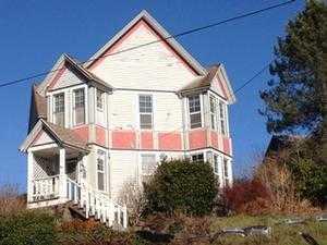 700 F St, Ocosta, WA 98520-2633