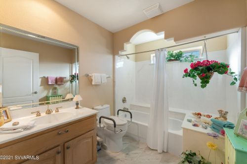 15 Concho Dr, Sedona AZ 86351-7953 exterior