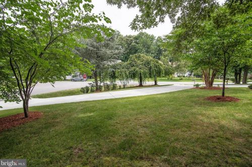 6104 Fox Point Rd, Fredericksburg VA  22407-8330 exterior