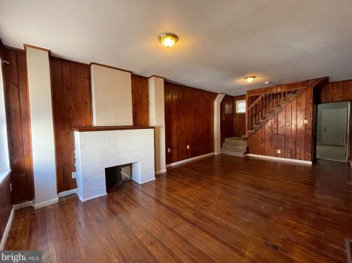 428 Hunter St, Gloucester NJ  08030-2017 exterior