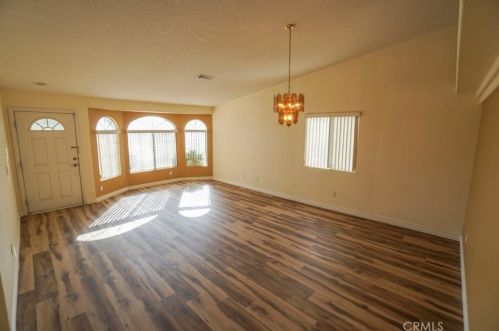 13322 Medicine Bow Ct, Victorville, CA 92394-0521