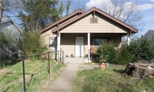 1033 Asheboro St, High Point, NC 27260-7740