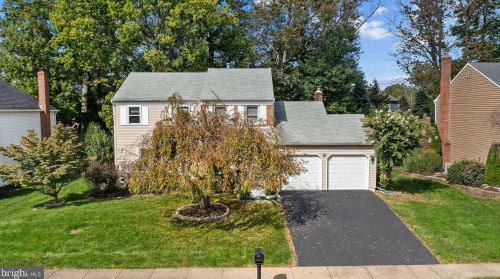 537 Trappe Ln, Langhorne, PA 19047-1464