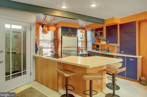 405 Boas St, Harrisburg PA 17102-1707 exterior