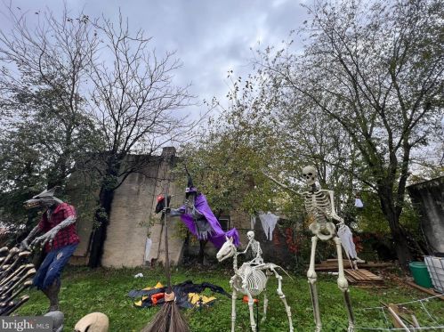 746 Pine St, Camden NJ  08103-2450 exterior